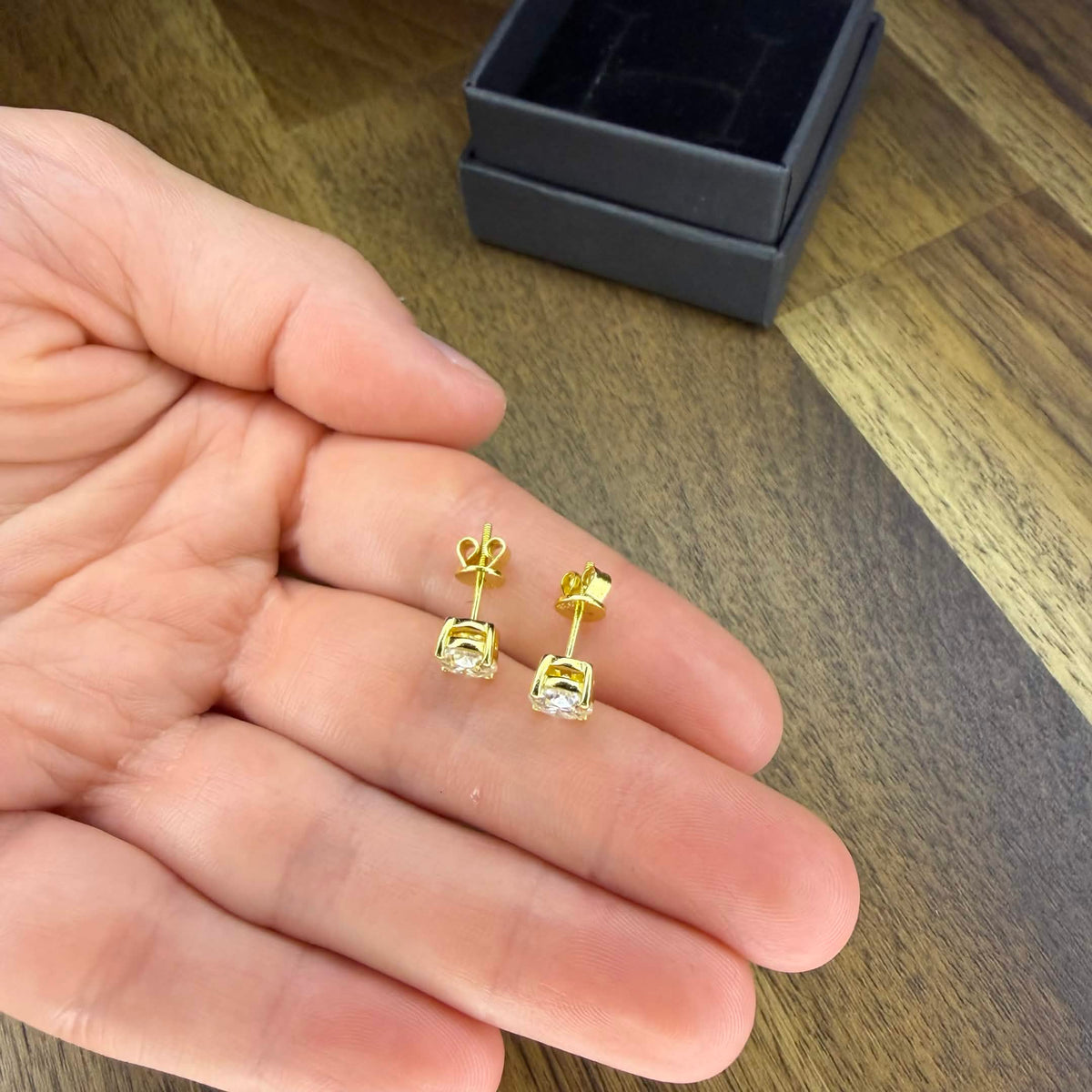 Moissanite stud Earrings
